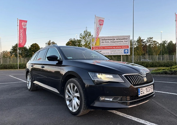 Skoda Superb cena 54000 przebieg: 249450, rok produkcji 2016 z Łódź małe 191